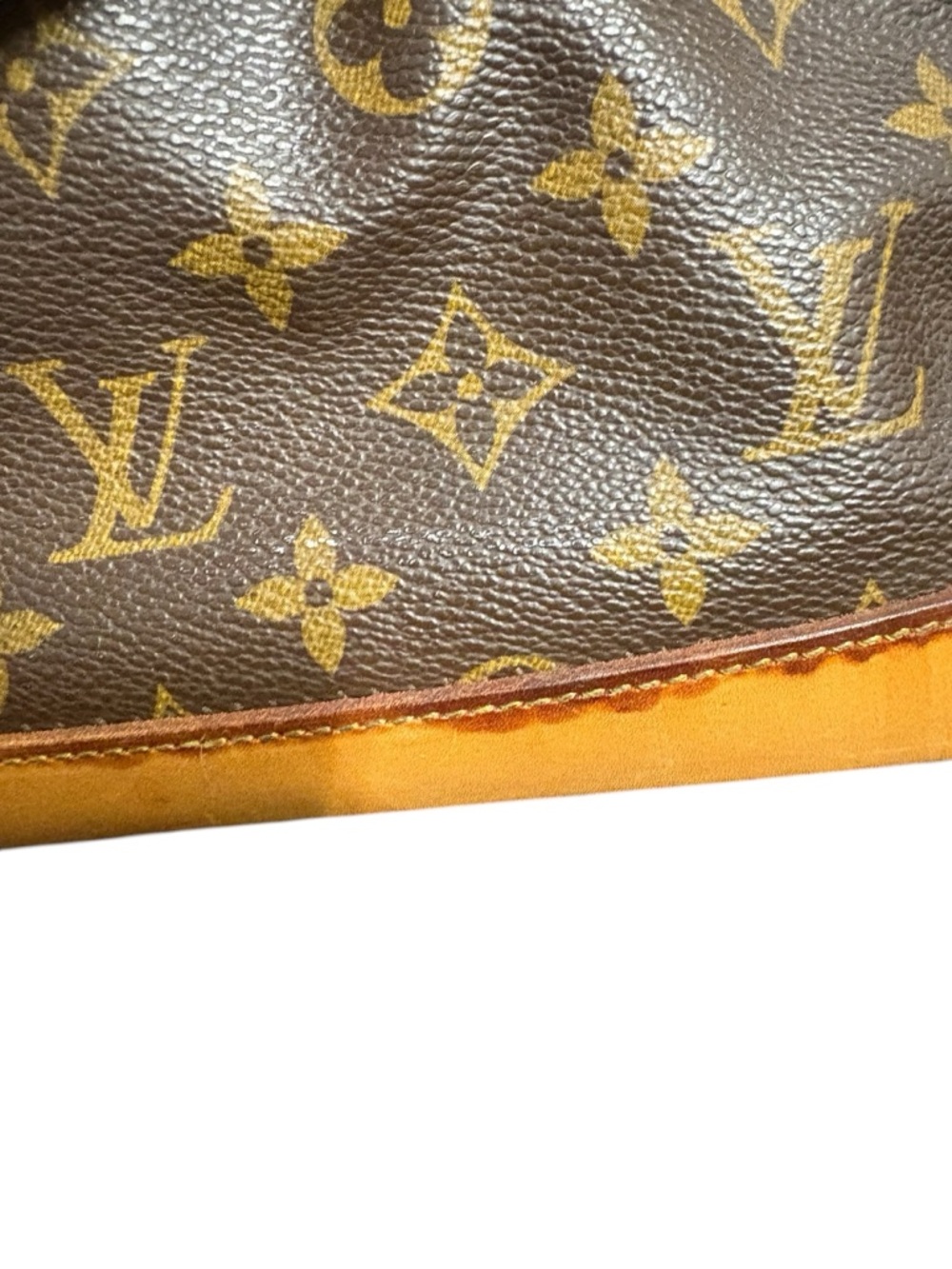 Louis Vuitton Brown Monogram Alma-Style Satchel with Vachetta Trim - Picture 14 of 16